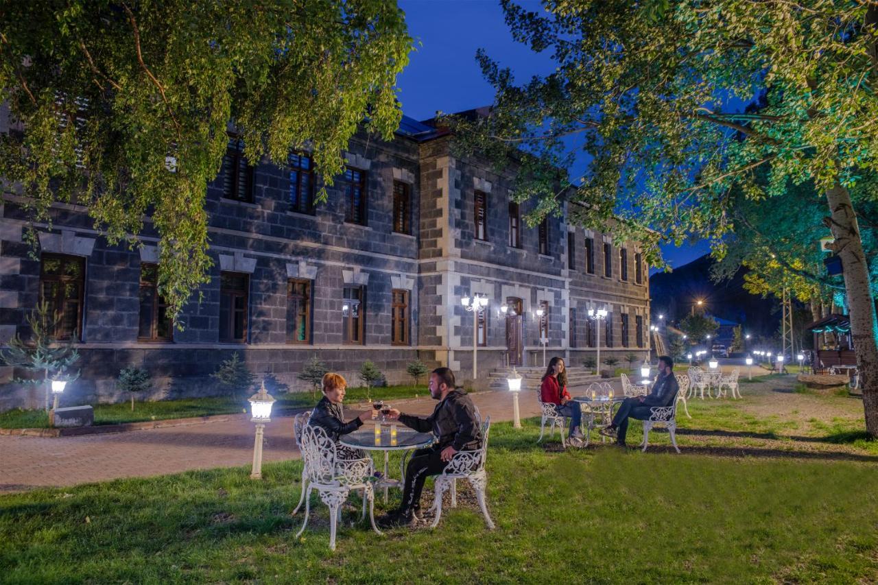 Katerina Palace 1877 Карс Екстериор снимка