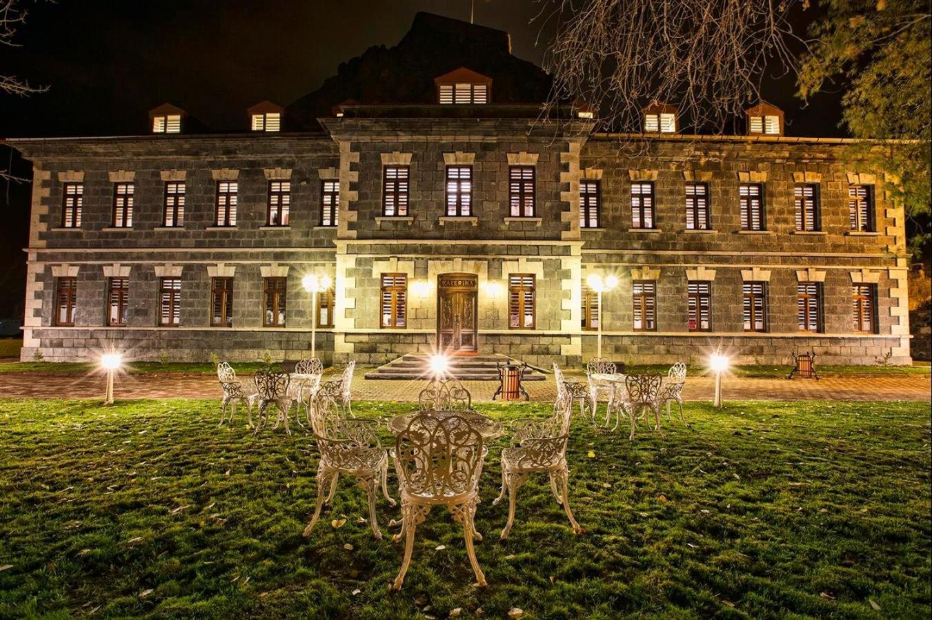 Katerina Palace 1877 Карс Екстериор снимка